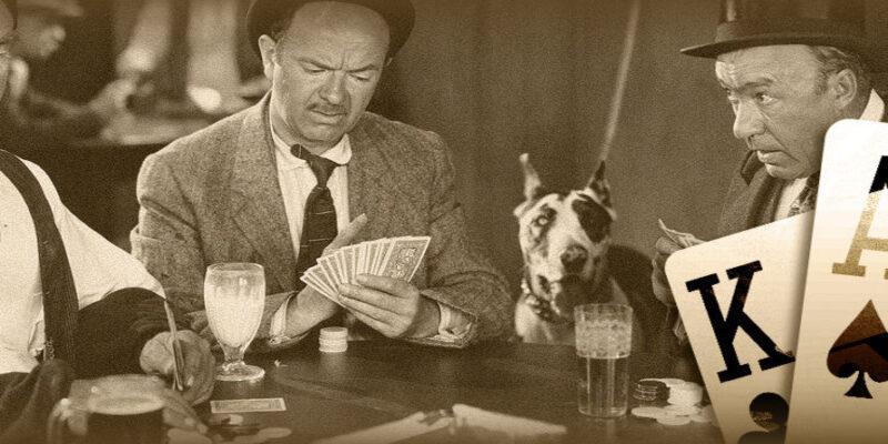 Anziani che giocano a Poker